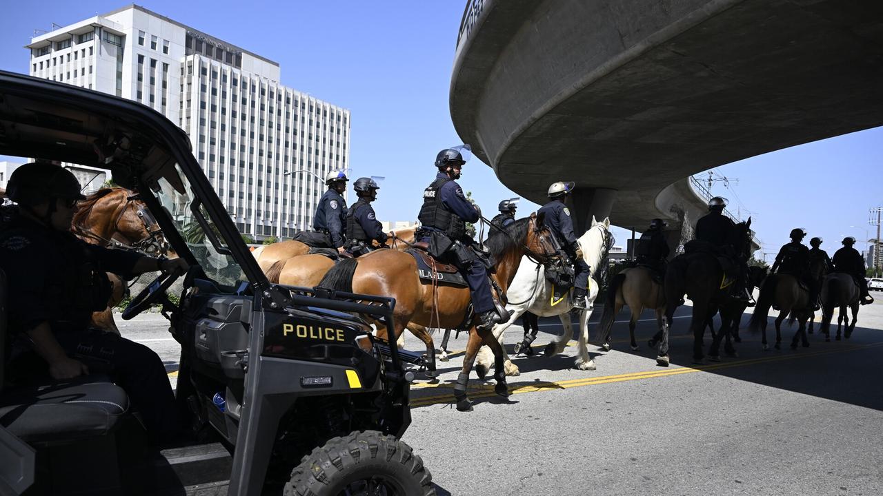 आप्रवासन कारवाहीविरुद्धको प्रदर्शनमा हिंसा भड्किएपछि लस एन्जलसमा कर्फ्यु