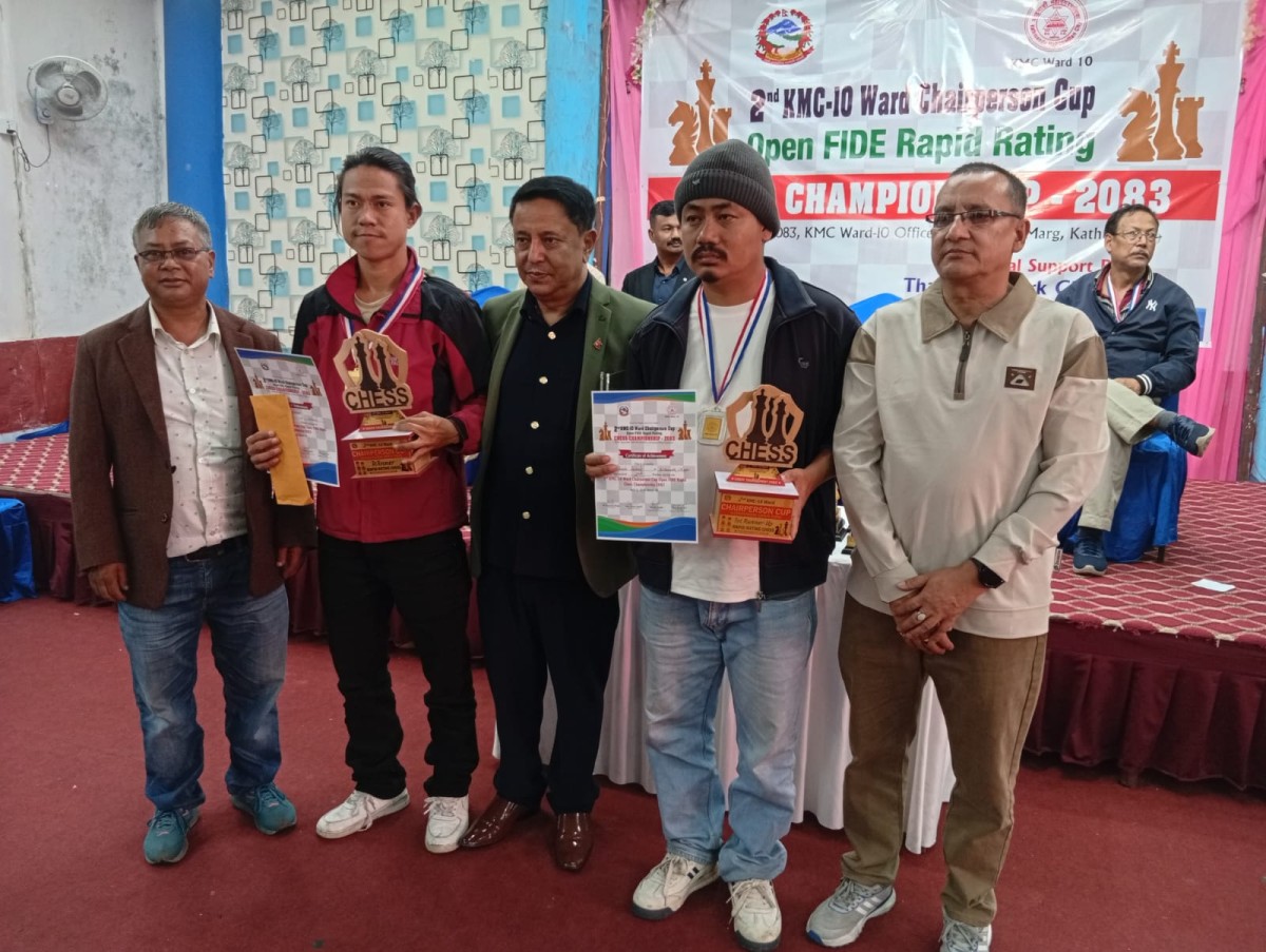 धिरेनलाई वडा अध्यक्ष कप चेसको उपाधि