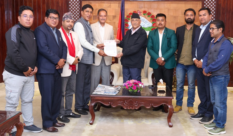 गिरिजाप्रसाद कोइराला सभागृहको अलपत्र निर्माण कार्य अघि बढाउने प्रधानमन्त्रीको प्रतिबद्धता
