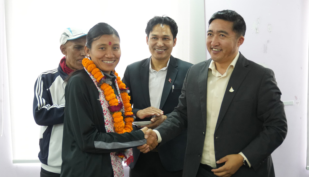 सन्तोषी लन्डन जाने