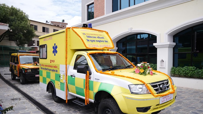 ललितपुरमा चिकित्सकसहितको निःशुल्क एम्बुलेन्स सेवा सञ्चालनमा