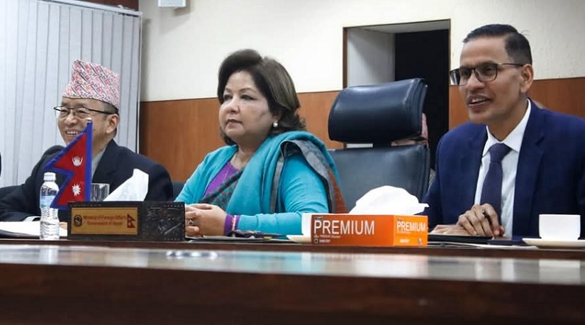 आर्थिक कूटनीतिलाई उच्च प्राथमिकतामा राखेर काम गर्न मिसन प्रमुखलाई परराष्ट्रमन्त्रीको निर्देशन