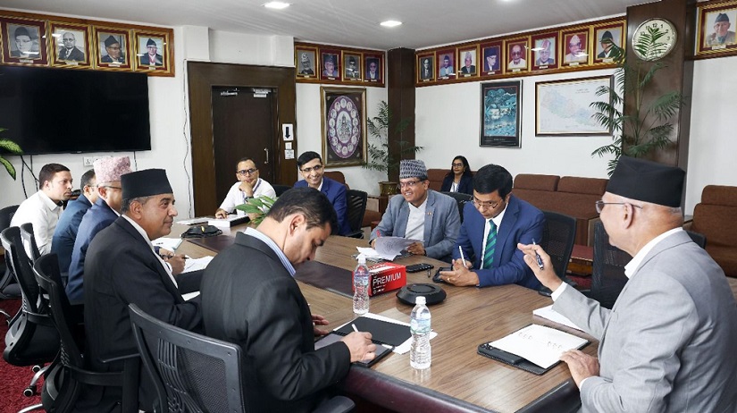 संघीय अस्पतालका लागि २१ सय जनशक्ति थप गर्न प्रस्ताव