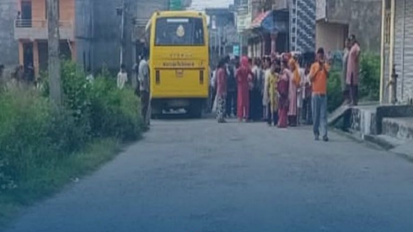 स्कुल बसको ठक्करबाट २ वर्षीय बालकको मृत्यु