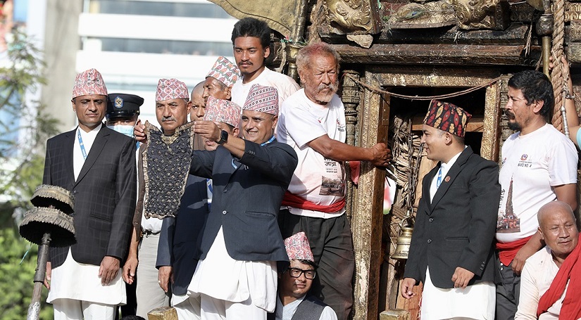 राष्ट्रपतिले गरे भोटोजात्रा अवलोकन