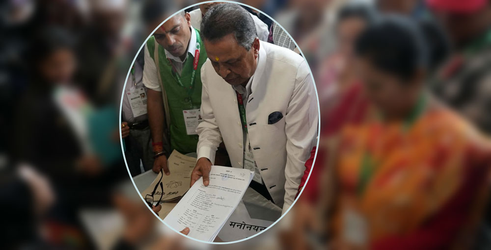 कांग्रेसको उपसभापतिमा विनोद चौधरीको उम्मेदवारी दर्ता