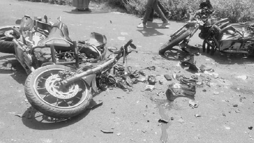 दुई मोटरसाइकल एकापसमा ठोकिँदा एसईई परीक्षा दिएर फर्किएका तीन विद्यार्थीको मृत्यु