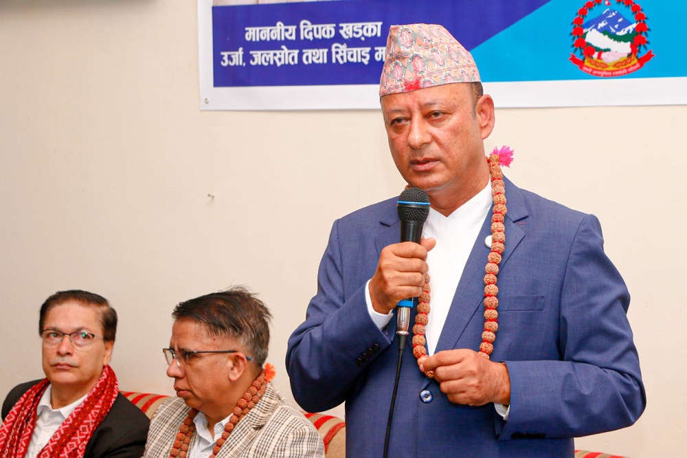 विकासका काममा अवरोध नगर्न ऊर्जामन्त्री खड्काको आग्रह