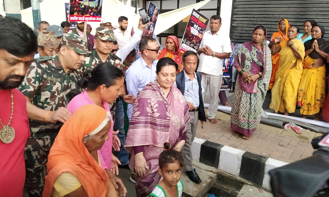 मिटरब्याज तथा सहकारी पीडितको आन्दोलनमा पूर्वराष्ट्रपति भण्डारीको ऐक्यबद्धता