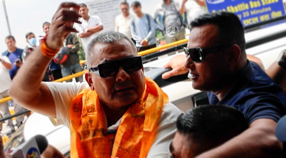 दुर्गा प्रसाईं विमानस्थलबाट प्रहरी नियन्त्रणमा