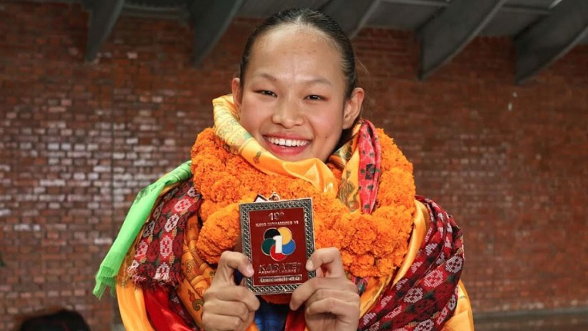 कराँते प्रिमियर लिगमा ऐतिहासिक कास्य पदक जितेकी एरिका नेपाल फर्किइन्