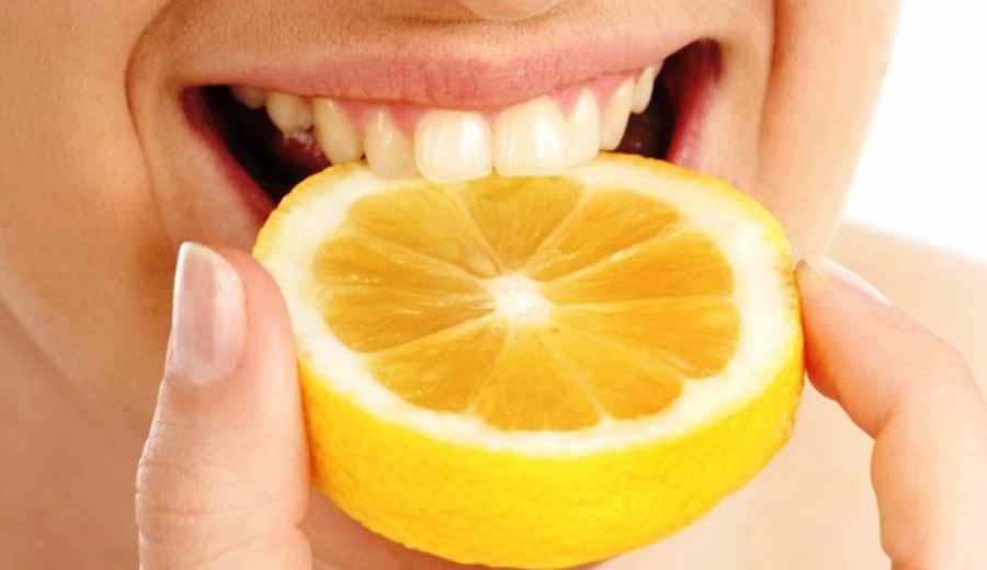 अमिलो खाँदा दाँत किन कुडिन्छ ?