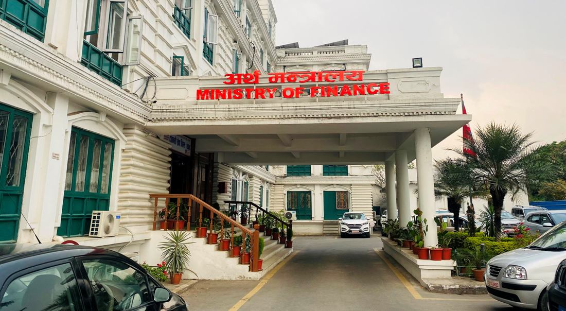 सरकारी कर्मचारीलाई १५ दिनमै तलब भुक्तानी सुरु