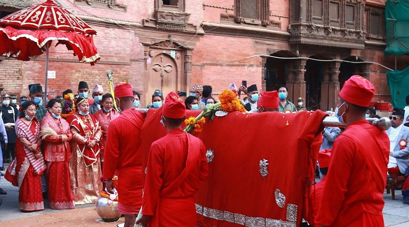भोलि हनुमानढोका दसैँ घरमा फूलपाती भित्र्याउने