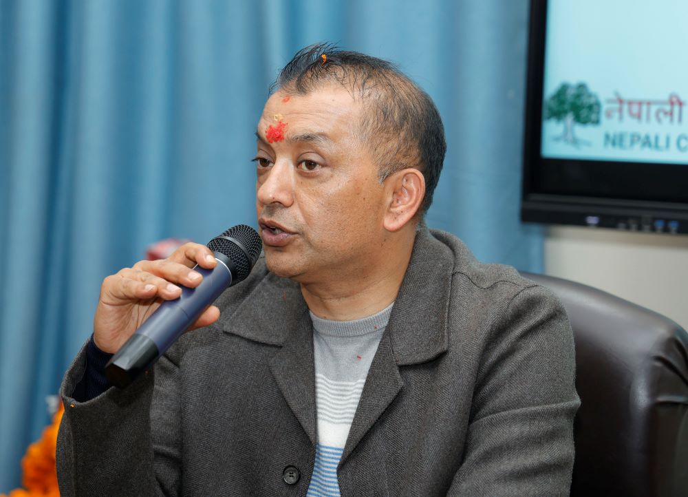 मधेस-काठमाडौंको सेतु बन्न सर्लाही–४ रोजेँ : गगन थापा