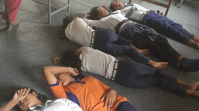 गर्मीले विद्यार्थीहरू कक्षाकोठामै बेहोस हुन थालेपछि बर्दिबासका विद्यालय बिदा