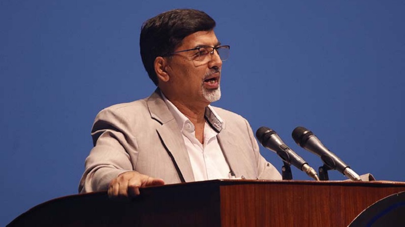 राजतन्त्र फर्किने भन्दा पनि कमीकमजोरी सच्याउन सक्छौं कि सक्दैनौं भन्ने डर छ : सांसद शर्मा