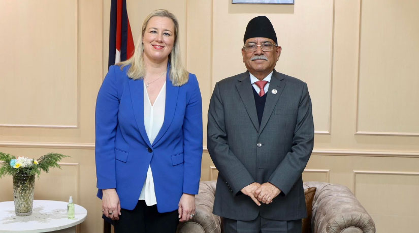 प्रधानमन्त्रीसँग युरोपेली संघका कमिसनरको भेट