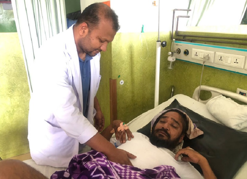 डाक्टरहरूको चन्दाले जोगियो ज्यान