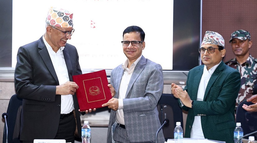 अर्थमन्त्री र सचिवहरूबीच कार्यसम्पादन सम्झौता