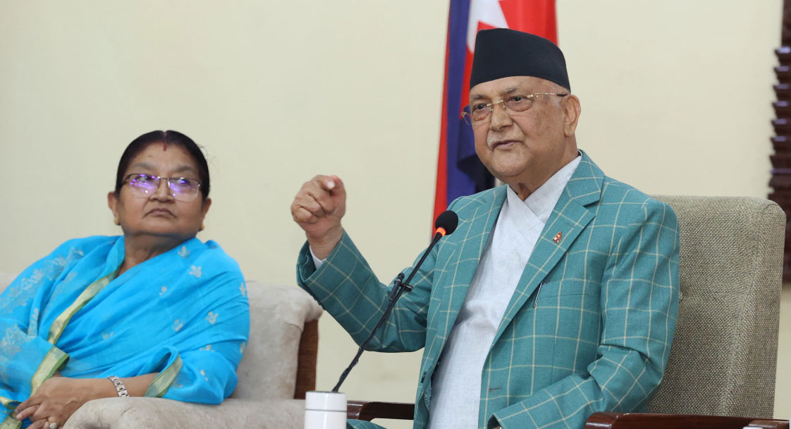 ज्ञानेन्द्र असली होइनन्, कुसका राजा हुन् : प्रधानमन्त्री
