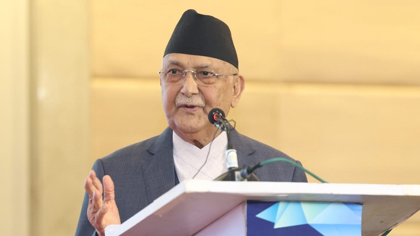 संविधानअन्तर्गत शपथ खाएर संसद्‌मा संविधान मान्दिनँ भनिनु इमानदारिताको खडेरी हो : प्रधानमन्त्री