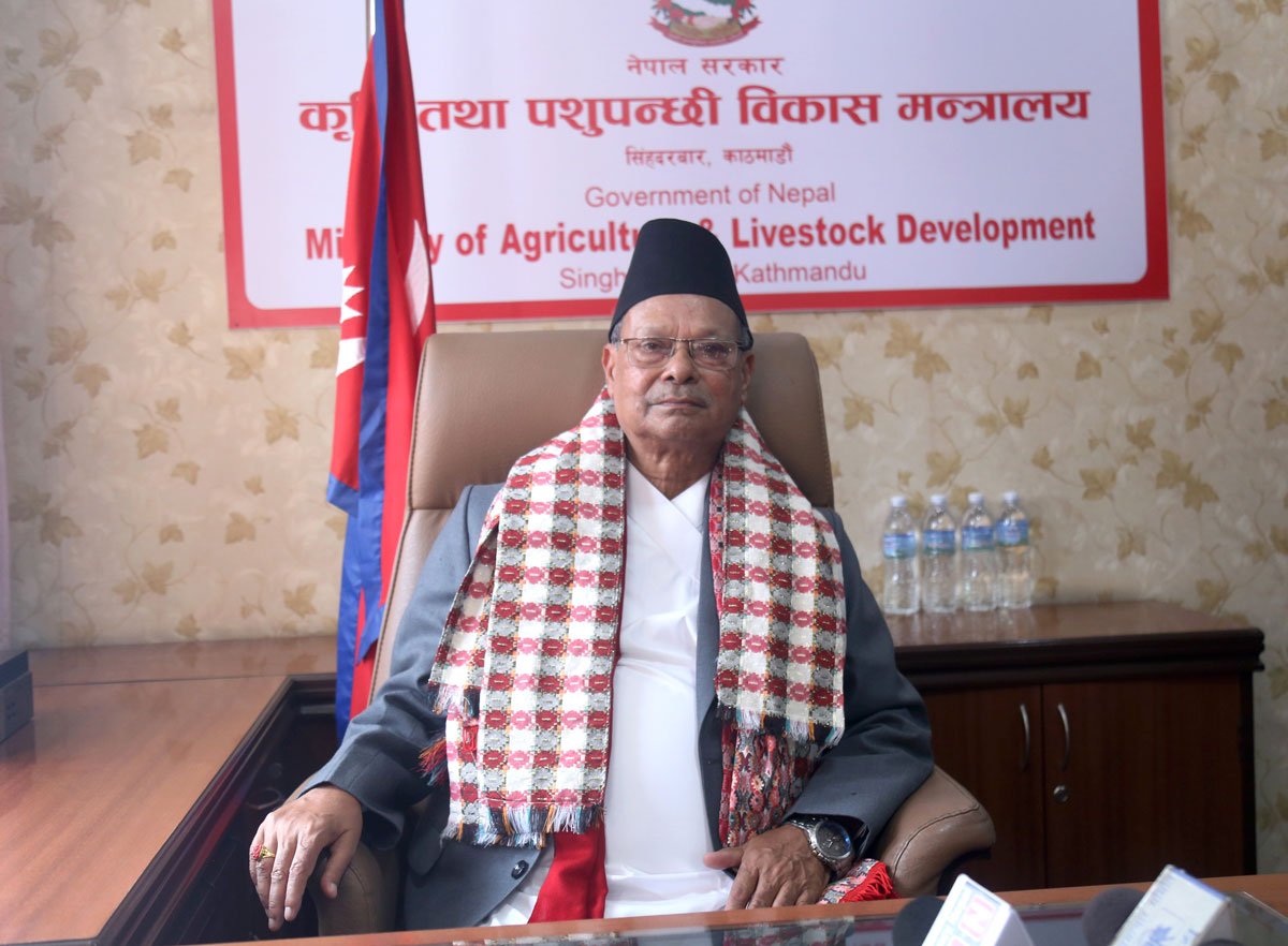 कृषि क्षेत्रमा केही फरक काम गर्ने मन्त्री परियारको प्रतिबद्धता