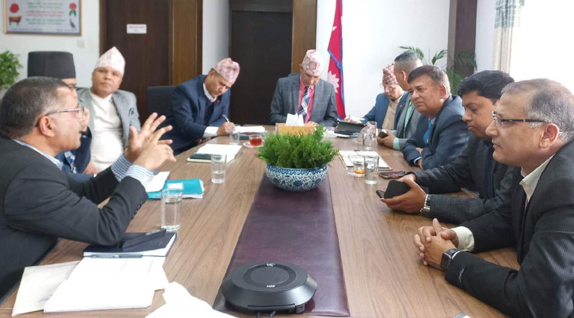 लघुवित्तले उठाएको अतिरिक्त सेवा शुल्क एक हप्ताभित्र ग्राहकलाई फिर्ता गर्ने