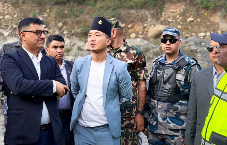 रोशी क्षेत्रका अवैध खानी–क्रसर बन्द गर्न गृहमन्त्रीको निर्देशन