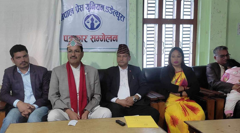 नेपालको भूभाग डुबान हुने गरी महाकालीमा निर्माणाधीन संरचनाबारे भारतलाई जानकारी गराएका छौं : परराष्ट्रमन्त्री