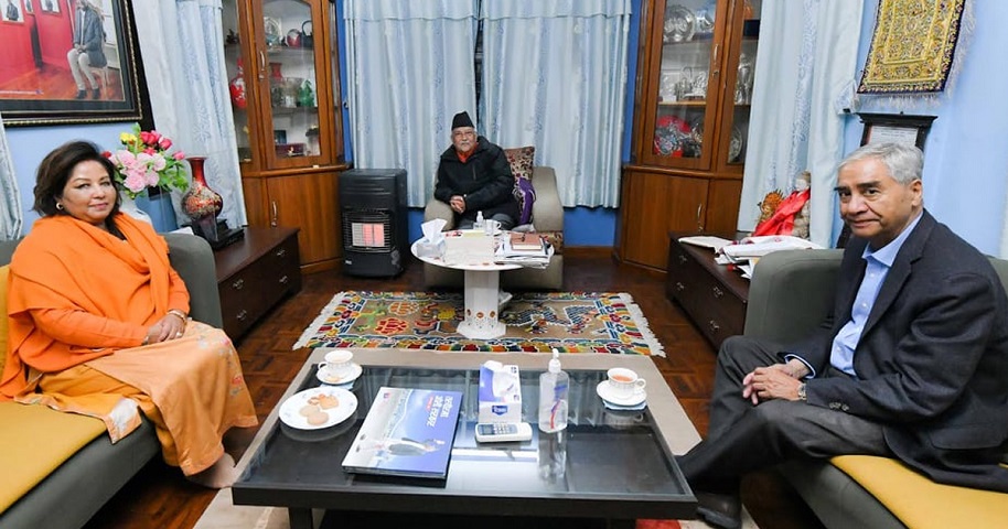 सरकार परिवर्तनको कसरतमा कांग्रेस र एमाले