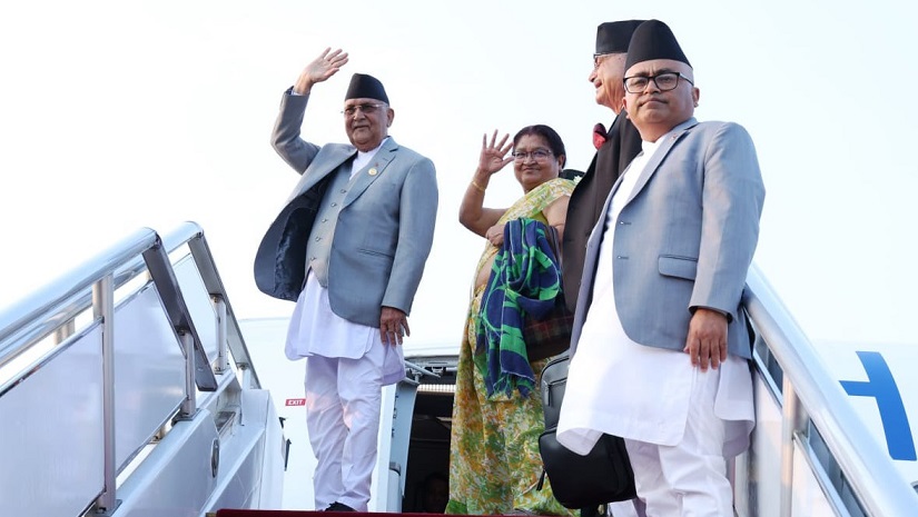 चीन भ्रमण सम्पन्न गरी प्रधानमन्त्री ओली स्वेदश प्रस्थान