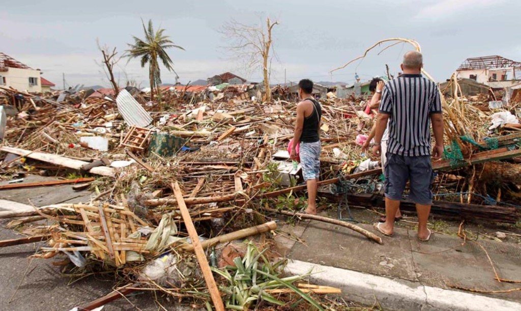 फिलिपिन्समा आँधीका कारण  ३० जनाको मृत्यु, ७ जना बेपत्ता