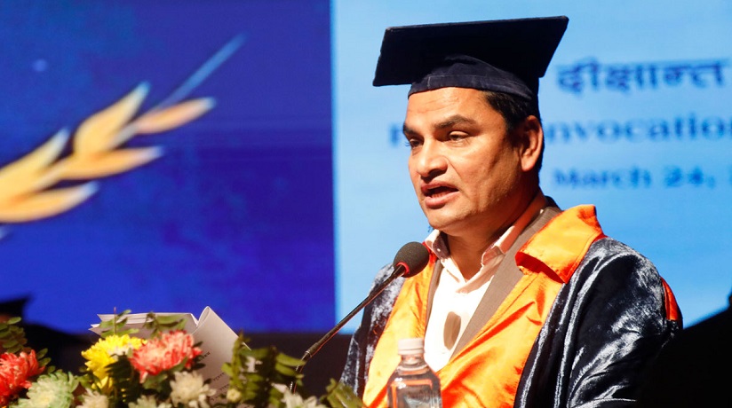 राज्यले सही नीति लिन नसक्दा स्वास्थ्यकर्मी पलायन भइरहेका छ : स्वास्थ्यमन्त्री