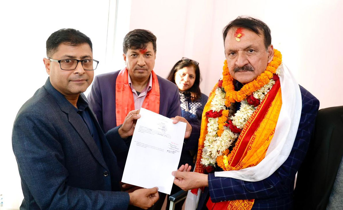 नुवाकोट- १ मा महतको उम्मेदवारी