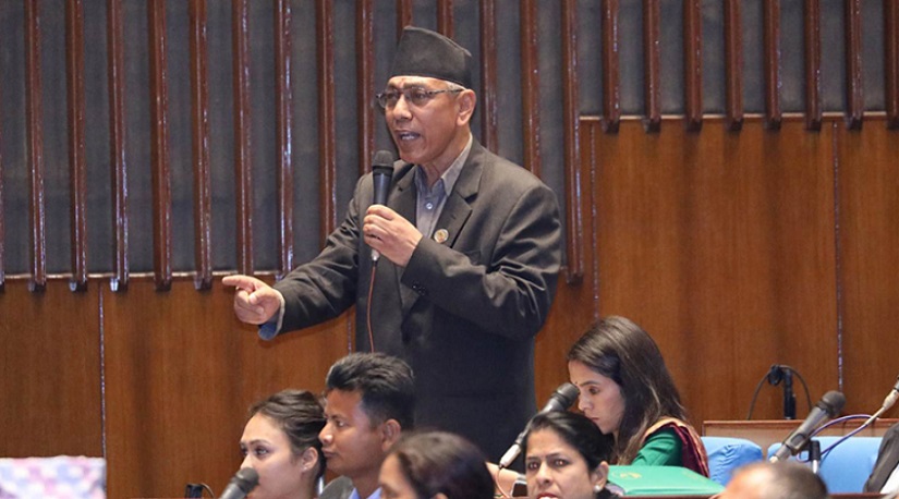 विदेशमा सम्पत्ति राख्न नपाउने कानुन बनाउन सांसद सुवालको माग