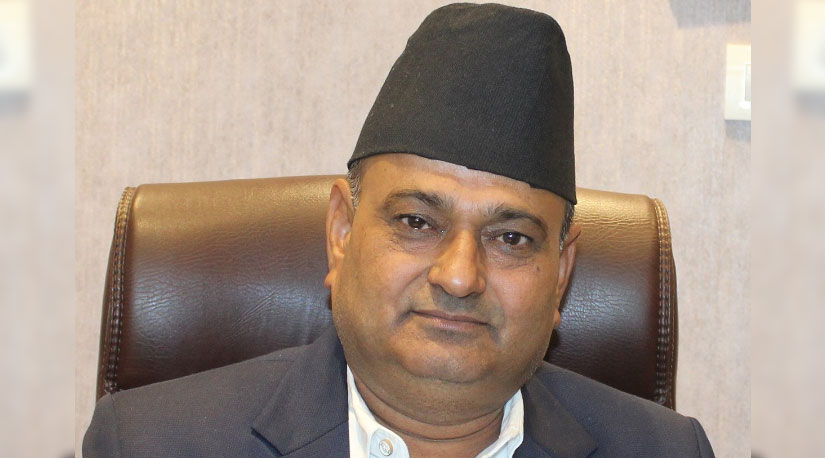 घुस लिएको प्रमाण भेटिएपछी त्रिभुवन अन्तर्राष्ट्रिय विमानस्थलका महाप्रबन्धक ठाकुर निलम्बित