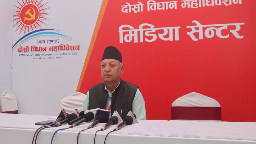 एमालेको नेतृत्वमा ओलीको विकल्प छैन : राजेन्द्र गौतम