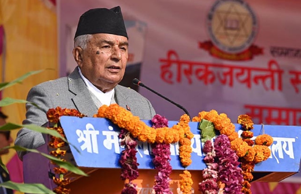 गाउँ रित्तिँदै गएकोमा राष्ट्रपतिको चिन्ता