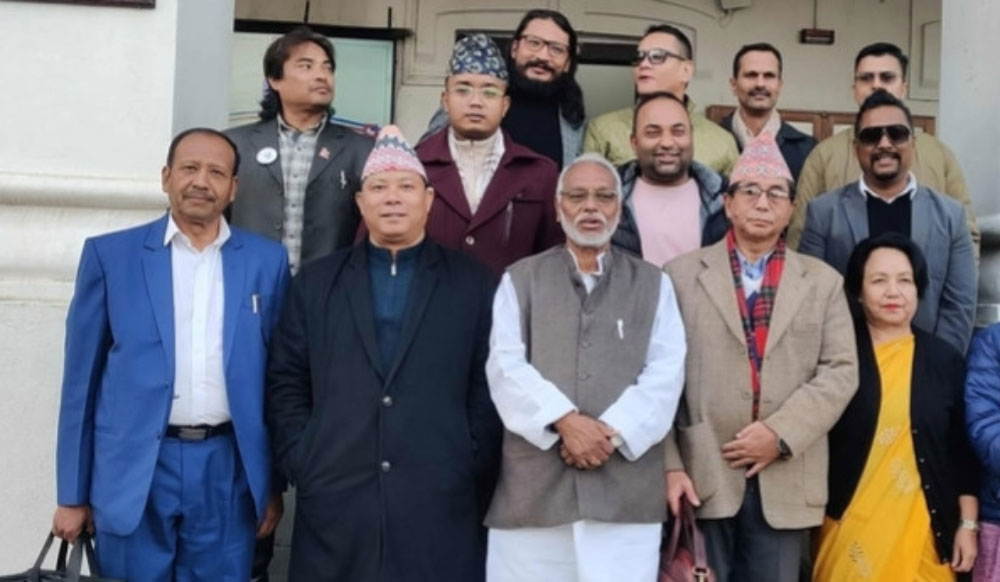 अशोक राई, राजेन्द्र महतो र रेशम चौधरीको पार्टीको चिह्नमा चुनाव एउटै