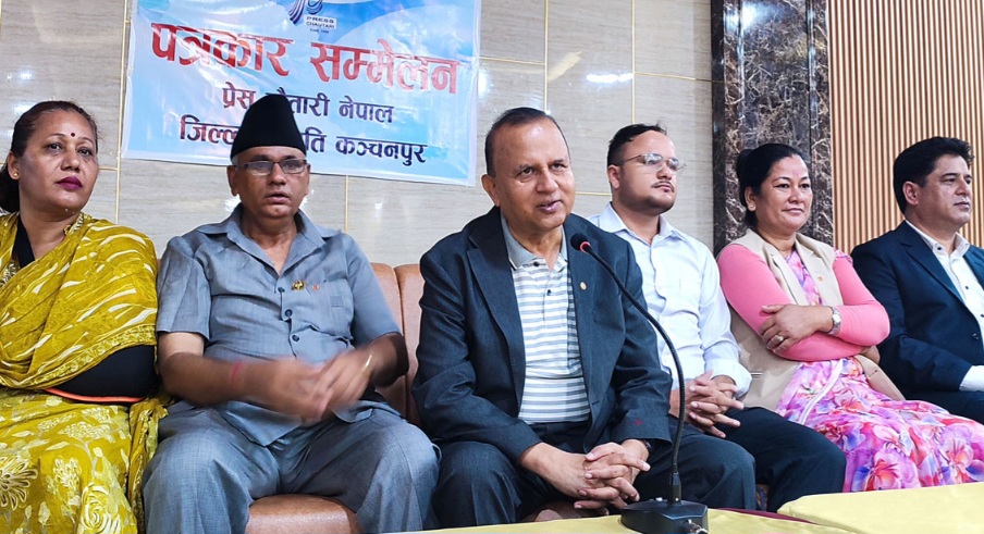 सरकारले संविधानको हक कुण्ठित हुने कानुन बनाउँदैन त्यसमा ढुक्क हुनुस् : पोखरेल