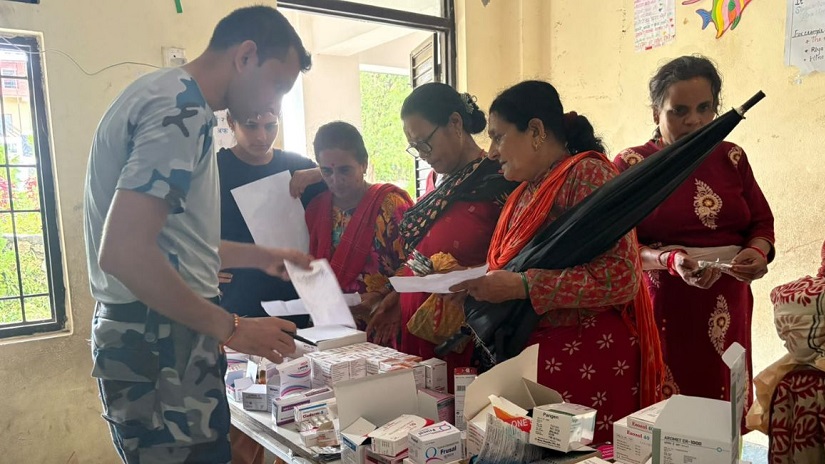 नुवाकोटमा ज्येष्ठ नागरिकहरूका लागि नि:शुल्क स्वास्थ्य शिविर