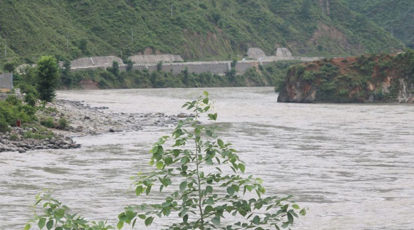सुनकोशीमा हामफालेका पराजुली दम्पत्ती वेपत्ता