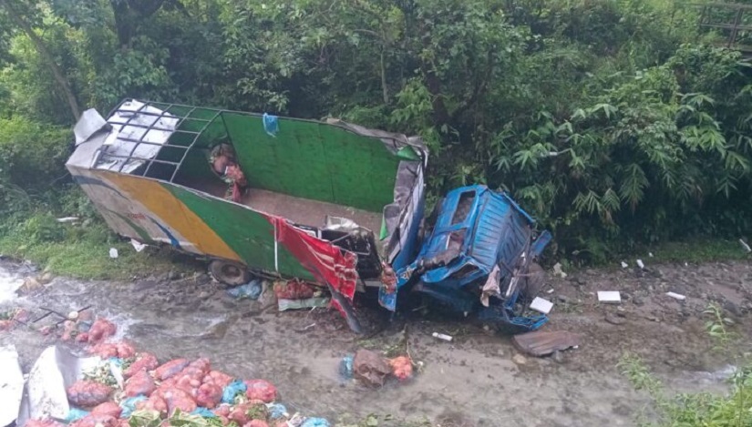 मकवानपुरमा तरकारी बोकेको ट्रक दुर्घटना हुँदा एकको मृत्यु, चालक घाइते