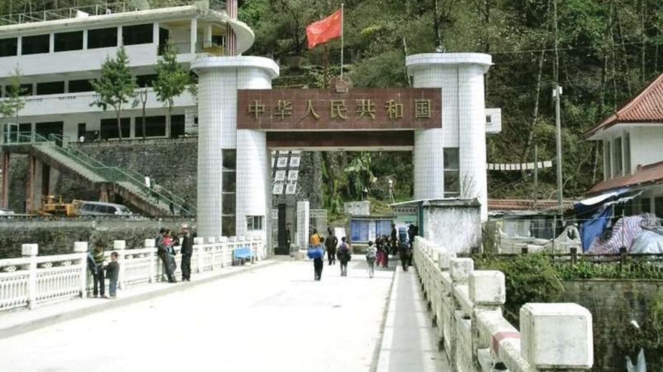 तातोपानी नाका नियमित सञ्चालन गर्न माग