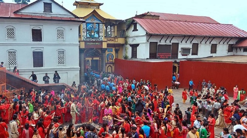 आज हरितालिका तीज, देवादिदेव महादेवको पूजा आराधना गरी मनाइँदै