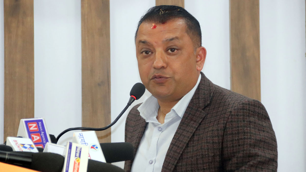 संविधान संशोधन गरेर २०८४ को निर्वाचनमा जानुपर्छ :  गगन थापा