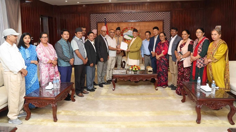 प्रधानमन्त्रीलाई एमाले काठमाडौंको ध्यानाकर्षण