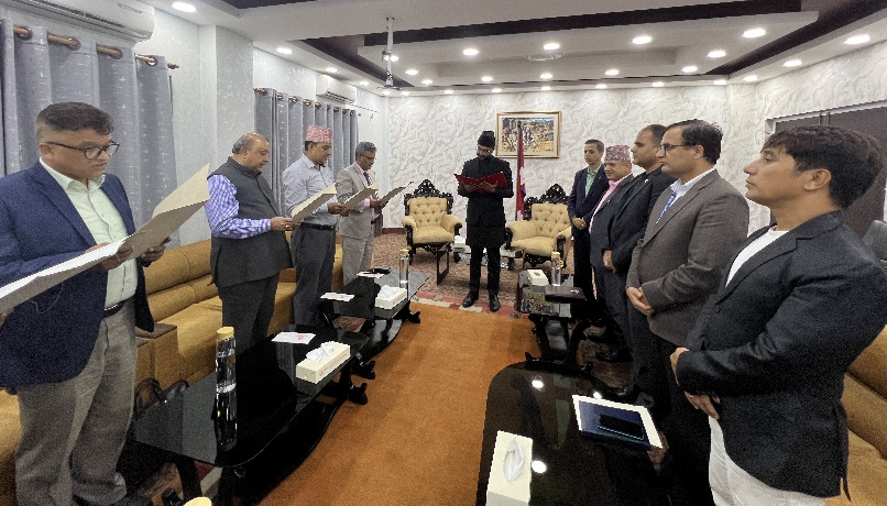 विश्वविद्यालयका नवनियुक्त उपकुलपतिहरुले लिए शपथ