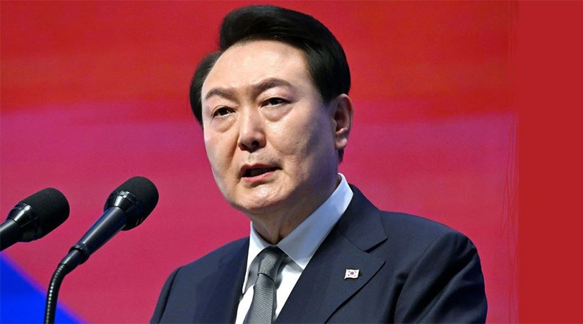 दक्षिण कोरिया पूर्वराष्ट्रपति युनविरुद्ध गिरफ्तारी वारेन्ट जारी